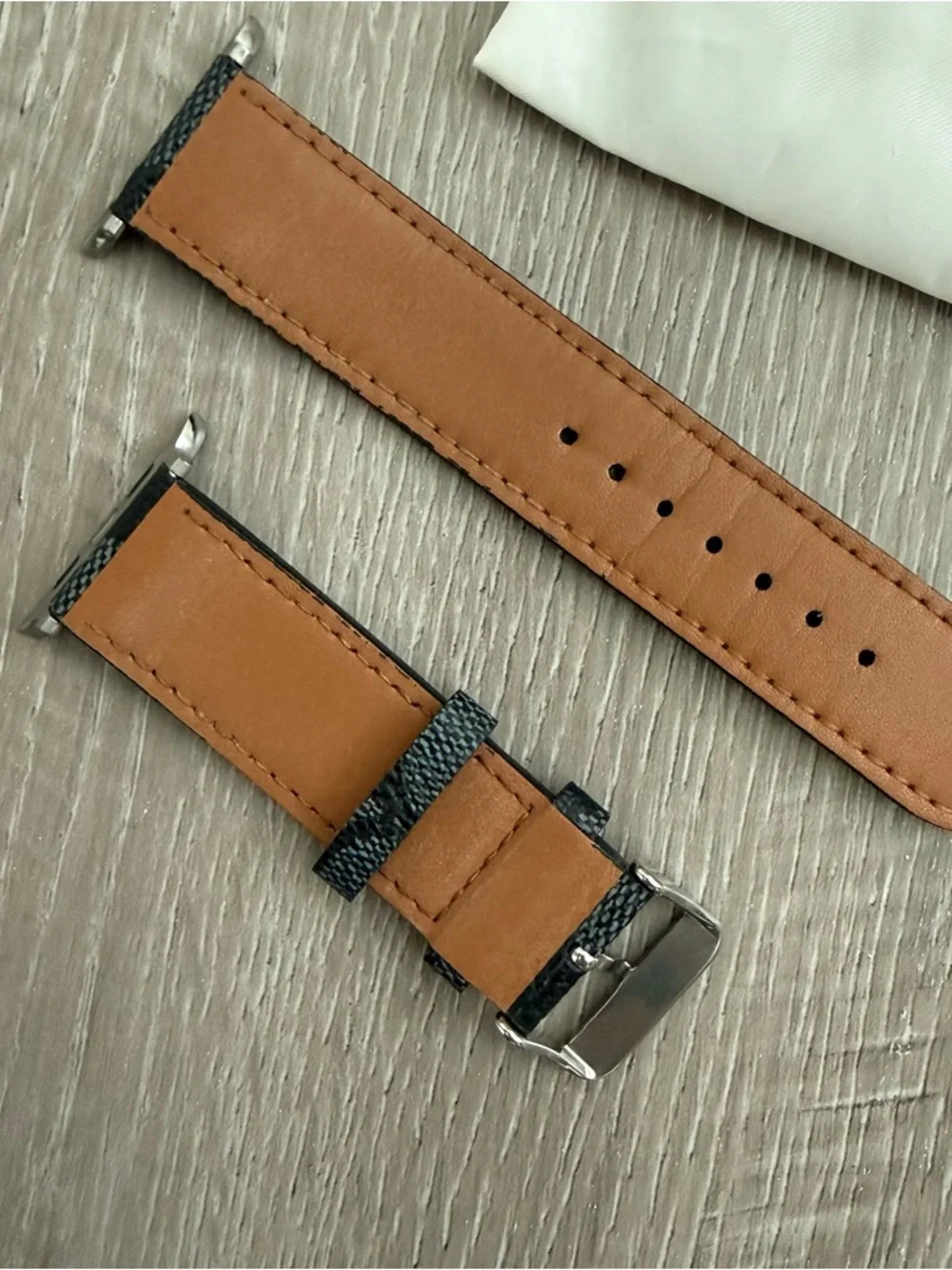 Authentic COACH Black Signature C Leather Apple Watch Band 42mm 44mm 45mm 49mm